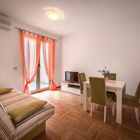 Apartments Montreal Budva Luaran gambar
