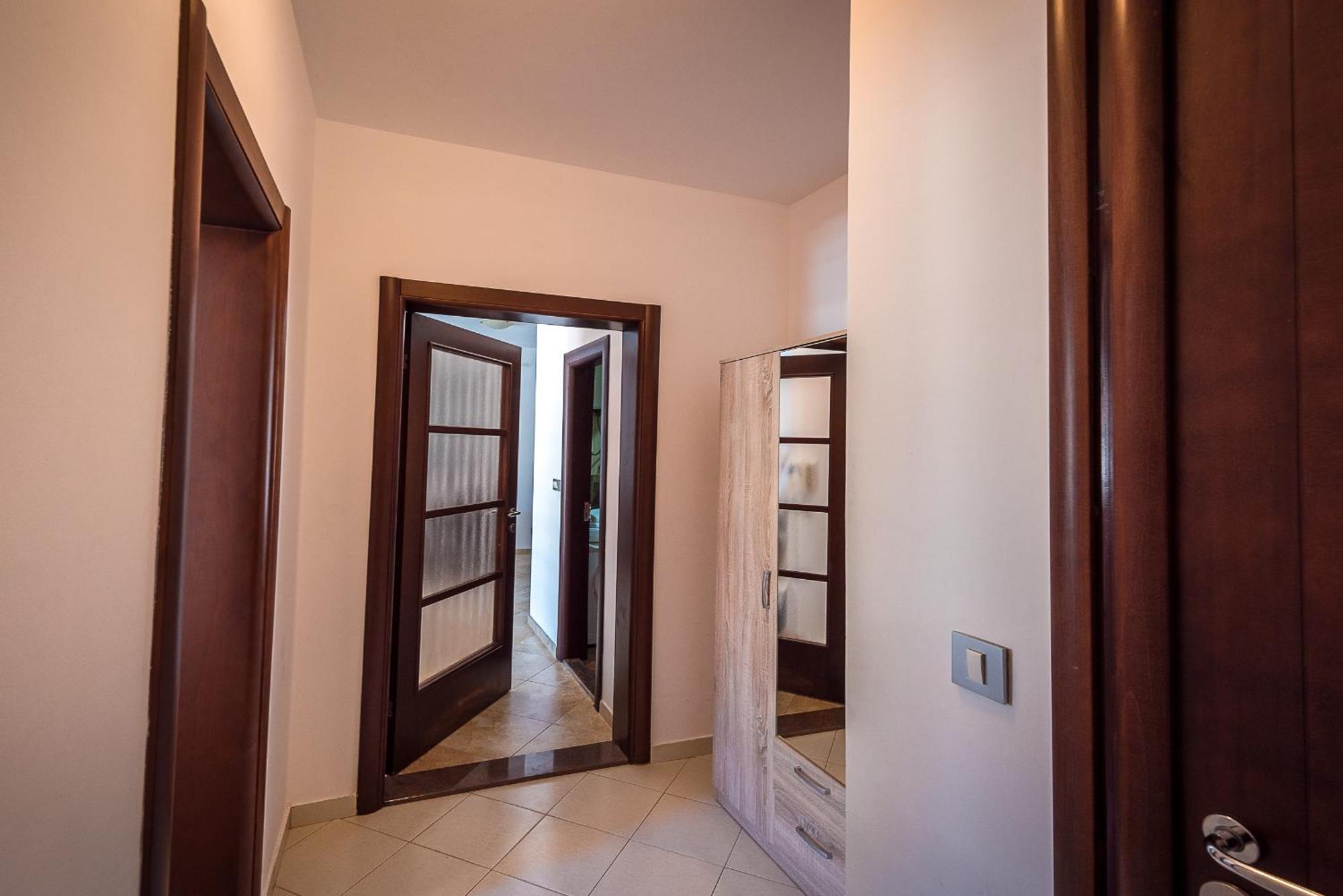 Apartments Montreal Budva Bilik gambar