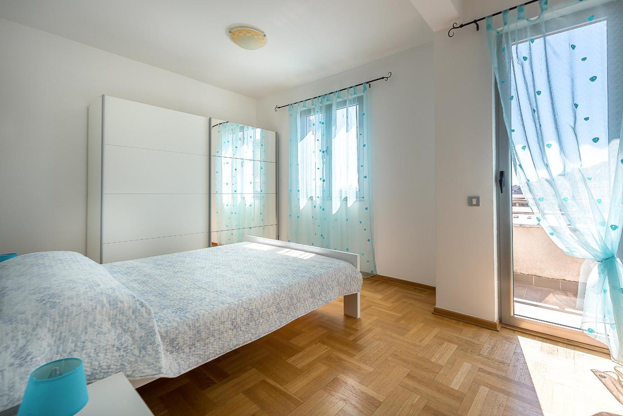 Apartments Montreal Budva Luaran gambar