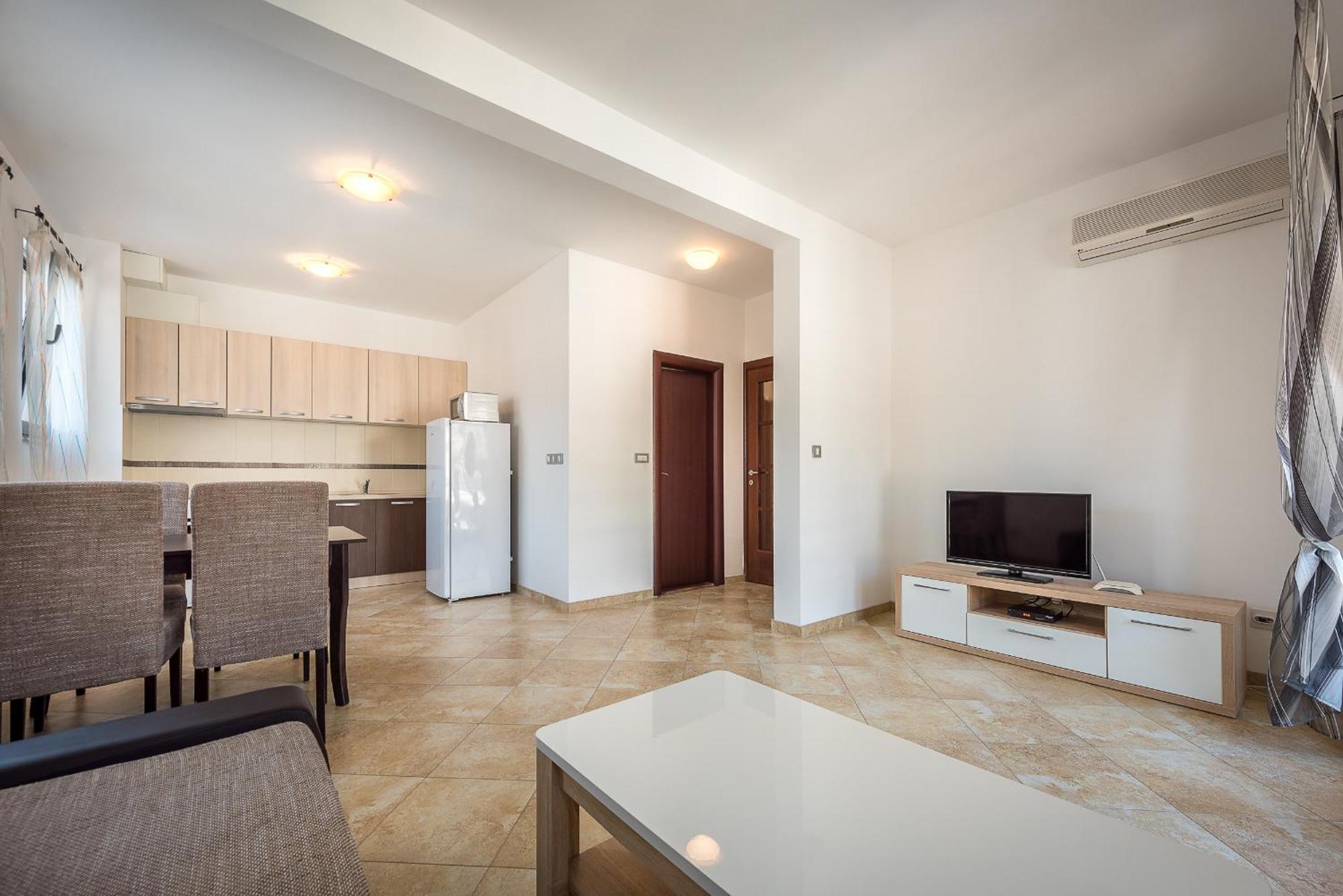 Apartments Montreal Budva Luaran gambar