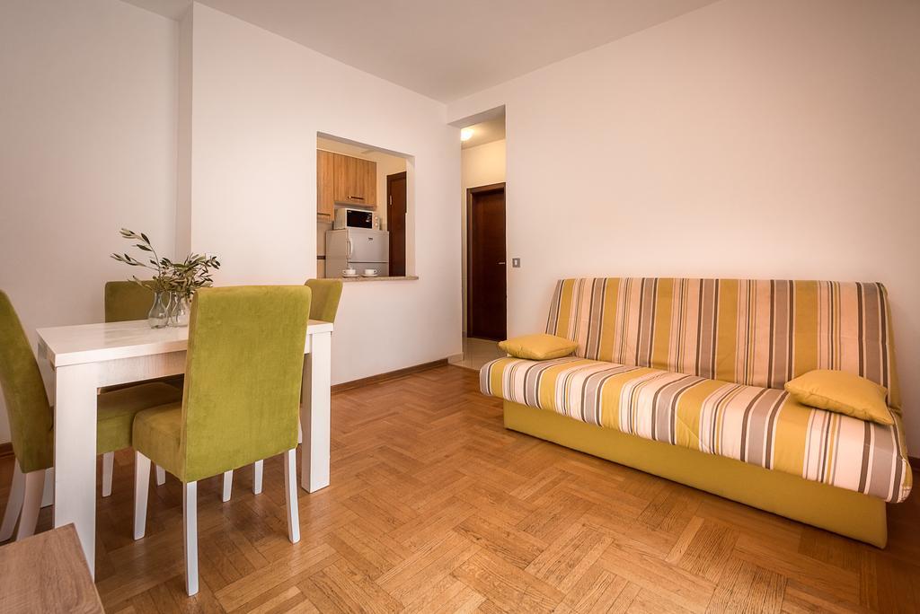 Apartments Montreal Budva Luaran gambar