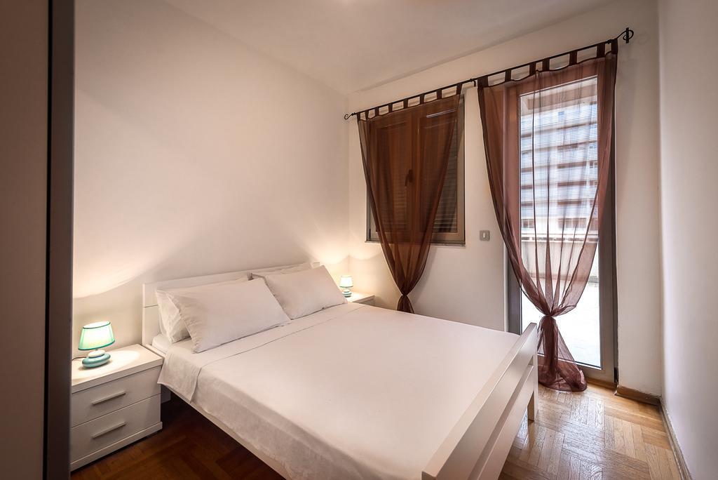Apartments Montreal Budva Luaran gambar